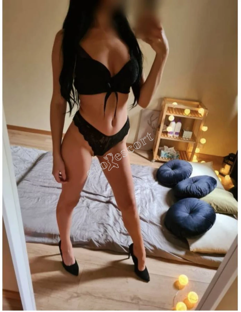 Pola masaż nuru